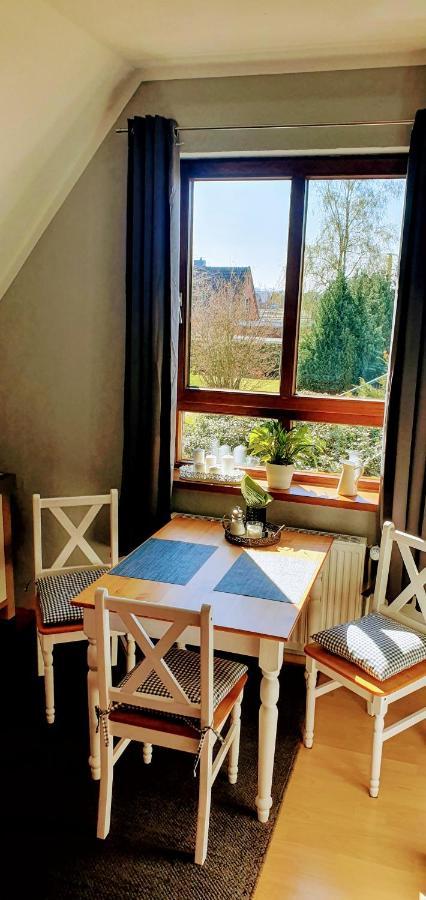 *To Hus* Wohnung Am Rande Von Йевер Экстерьер фото