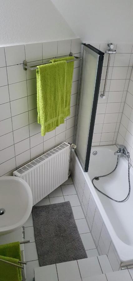 *To Hus* Wohnung Am Rande Von Йевер Экстерьер фото